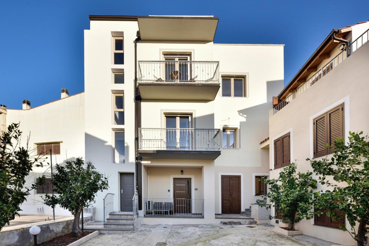 Inah Rooms Dorgali Exterior photo